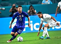 平博下载-梅西怒斥j罗肘击穆尼奥斯